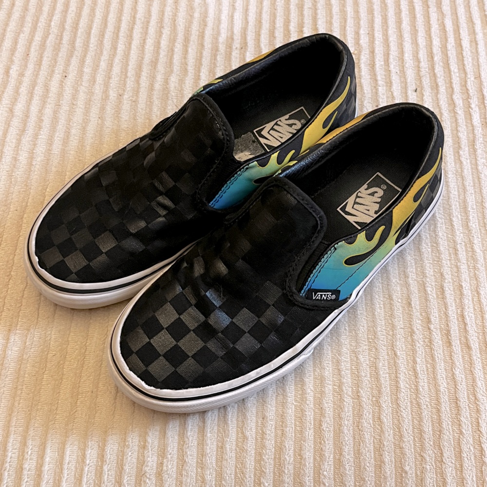 Vans - Checkered Slip-On Sneakers Glow In The Dark Flame - Youth size 3